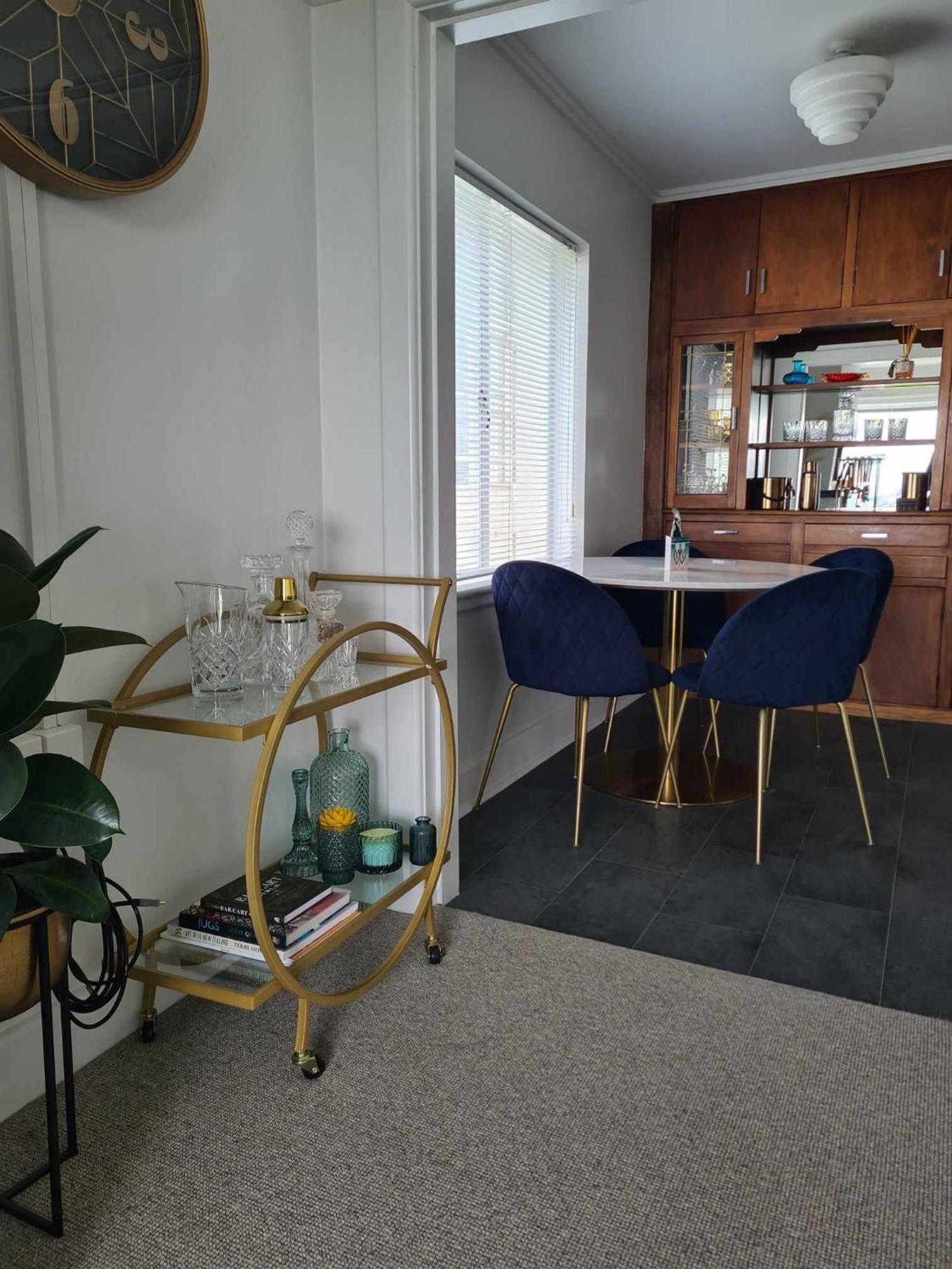 Art Deco Beauty On The Bay Hill Apartment Тимару Екстериор снимка